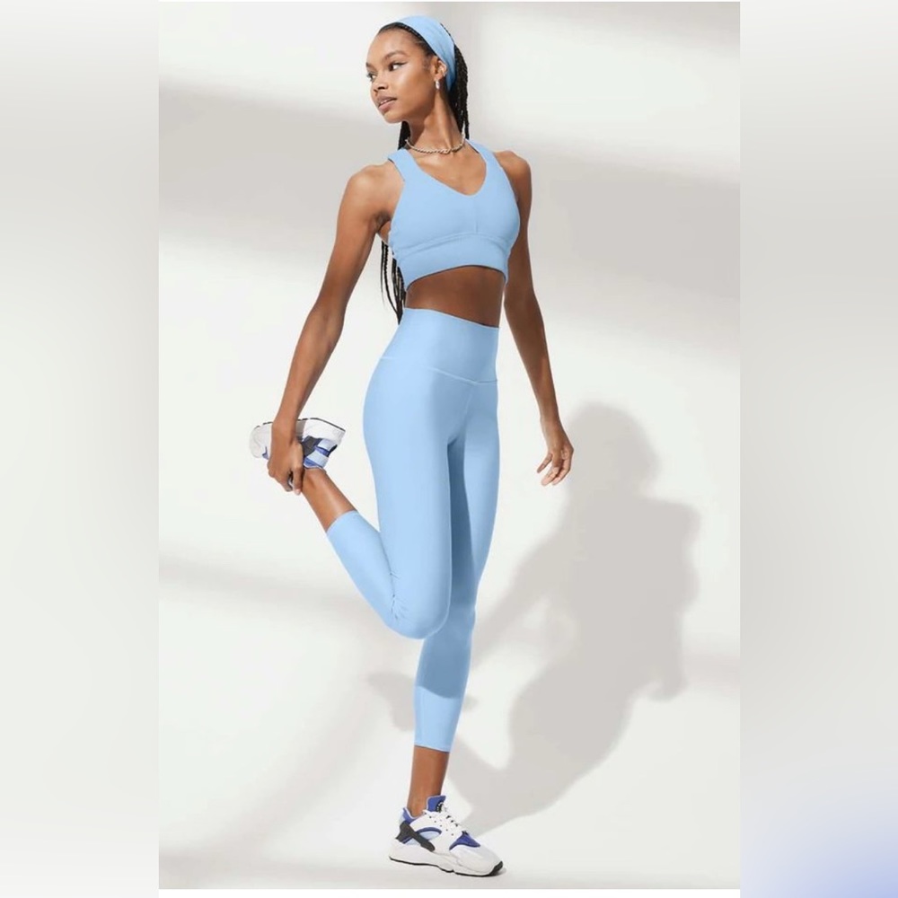 Alo yoga New baby seashell blue sold out limited edition 7/8 legging s